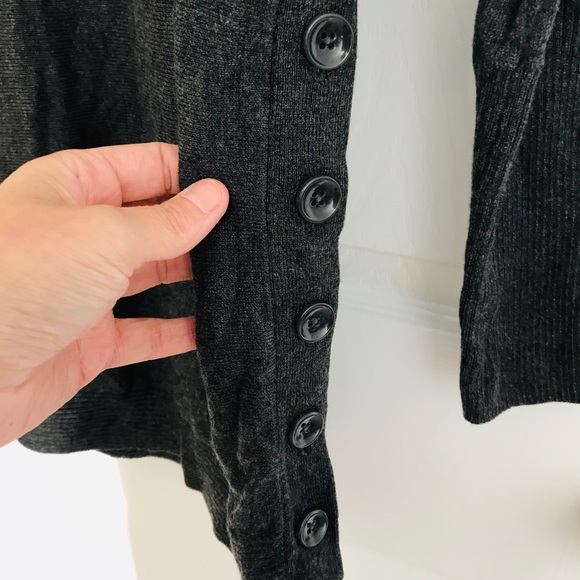 Light Knit Tunic (Dolman sleeve) - Picture 2 of 4